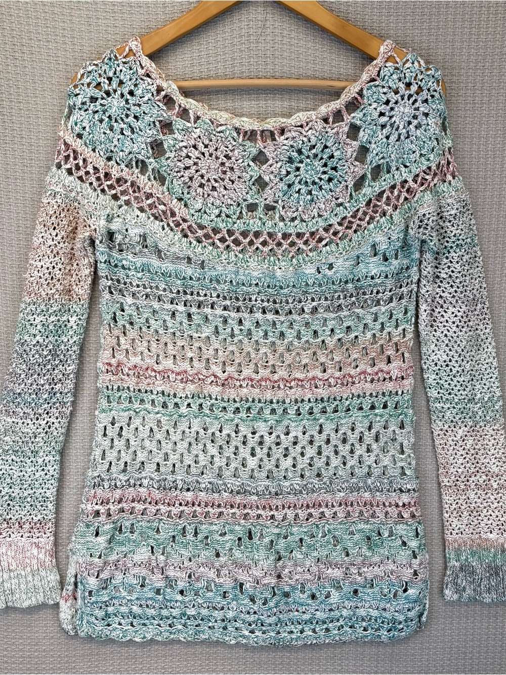 Free People Ring Of Roses Crochet Colorful Pullover Sweater S Boho Beach Chic
